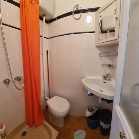 Behappy Appartement Madrid Buitenkant foto